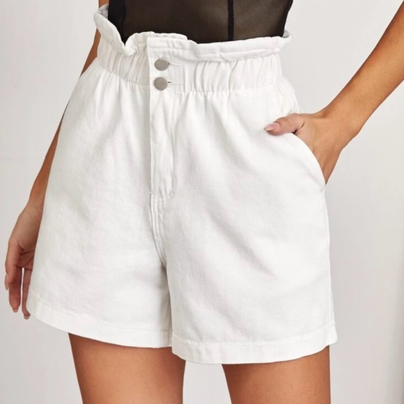 SHEIN Pants - Shein White Elastic Waist With Buttons Shorts